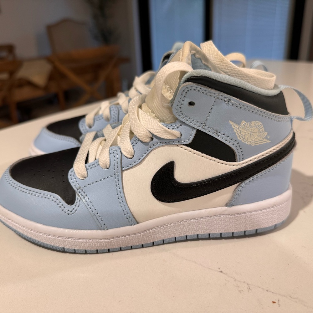 Boys Jordan’s